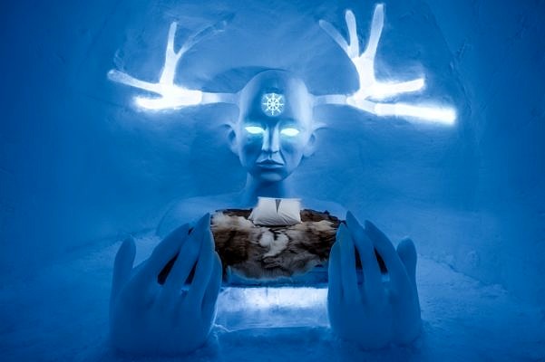 http://icehotel.se/